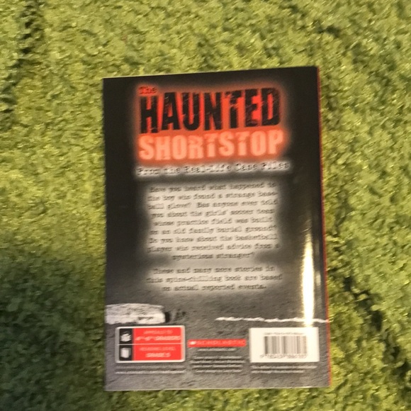 “Haunted” 5 book collection by Allan Zullo - Picture 4 of 6